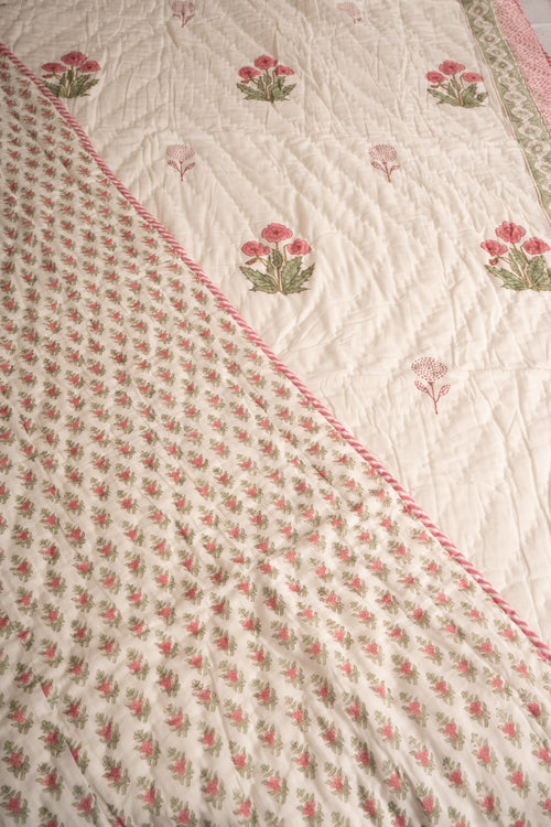 Gulaabi Pankhuri Reversible Mulmul Cotton Quilt