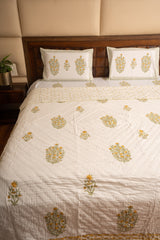 Peeli Peeli Sarson Phule Bedsheet & Quilt Set- Mustard Yellow and Green