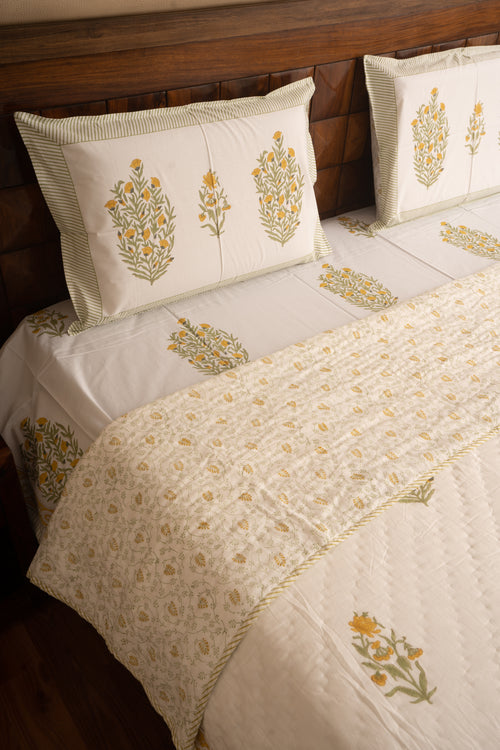 Peeli Peeli Sarson Phule Bedsheet & Quilt Set- Mustard Yellow and Green
