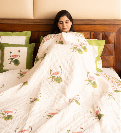 Kamal Ras Reversible Mulmul Cotton Quilt-King Size