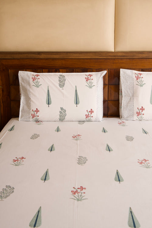 Kaner Bagh Bedsheet & Bedcover Set