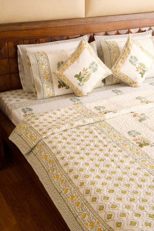 Dessert Guldasta Bedsheet & Bedcover Set