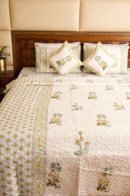 Dessert Guldasta Bedsheet & Bedcover Set