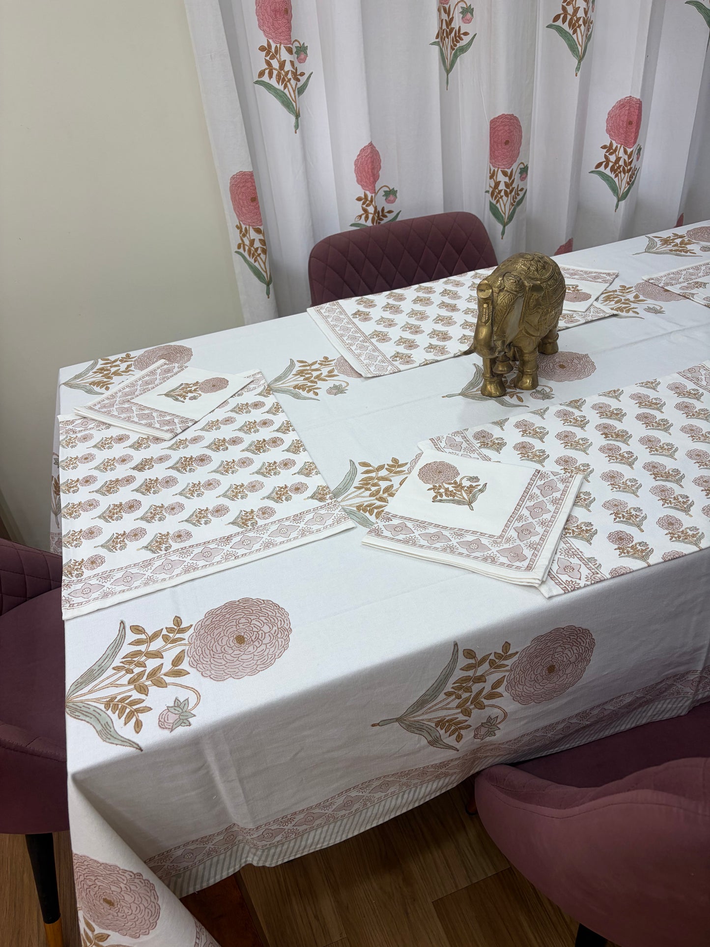 Peach Marigold Table Cover, Mat & Napkin Set