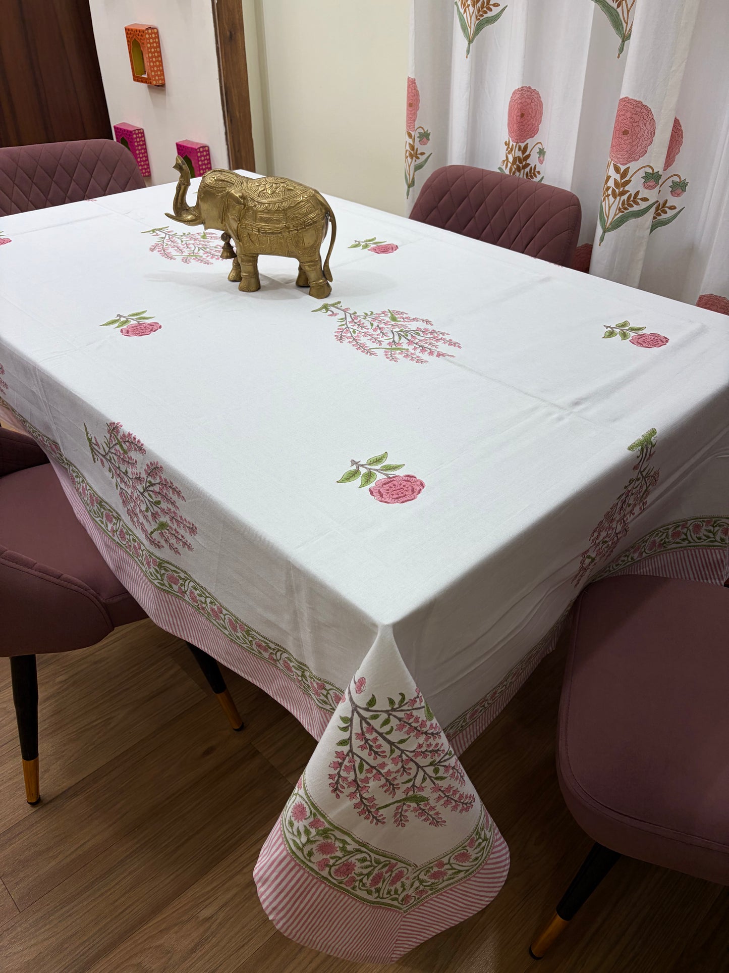 Totapuri Table Cover