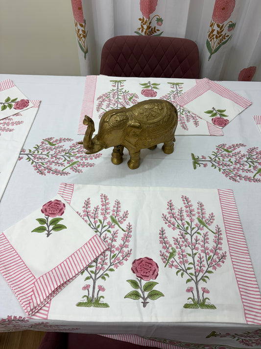 Totapuri Table Cover, Mat & Napkin Set
