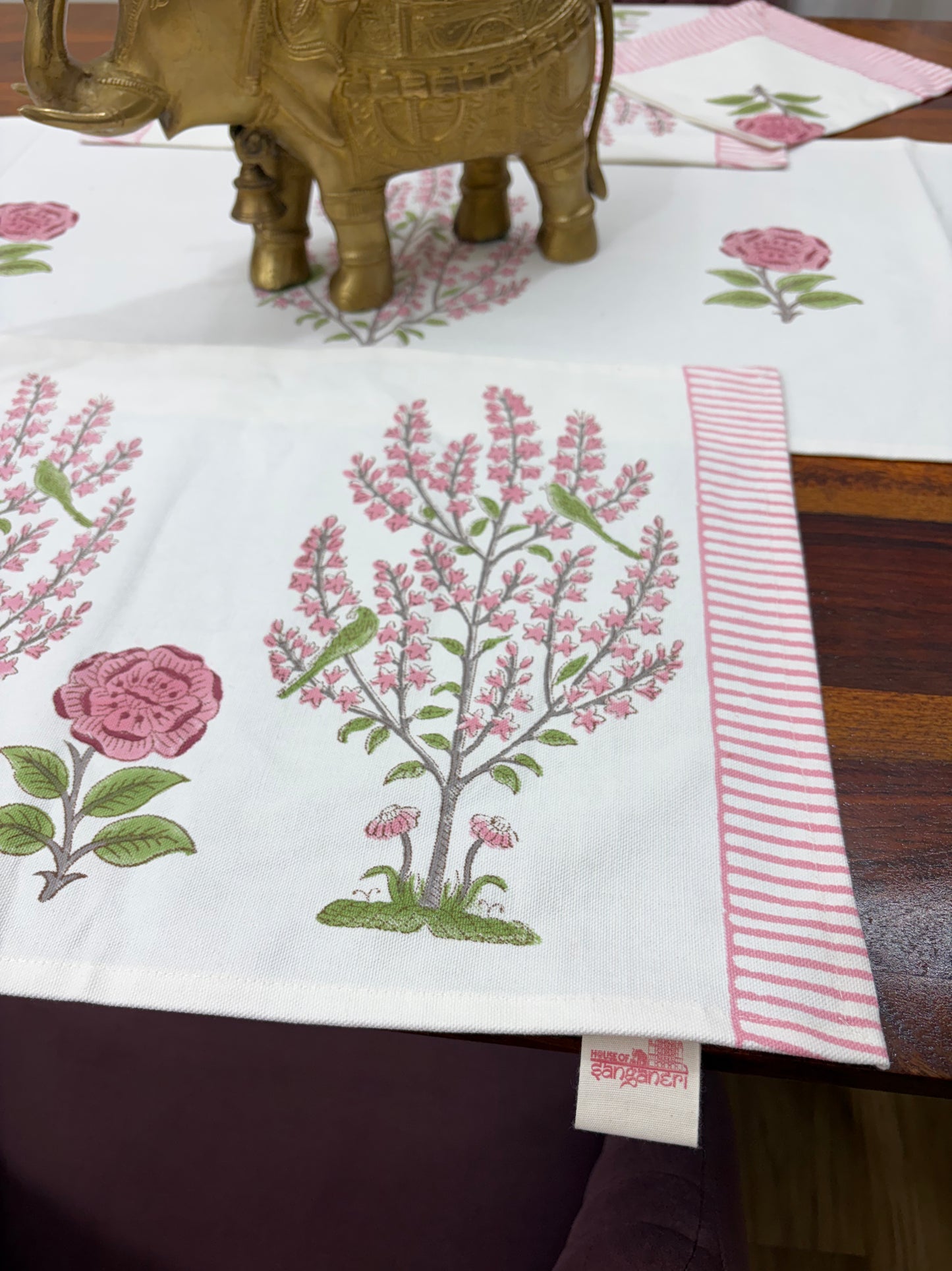 Totapuri Table Runner, Mat & Napkin Set