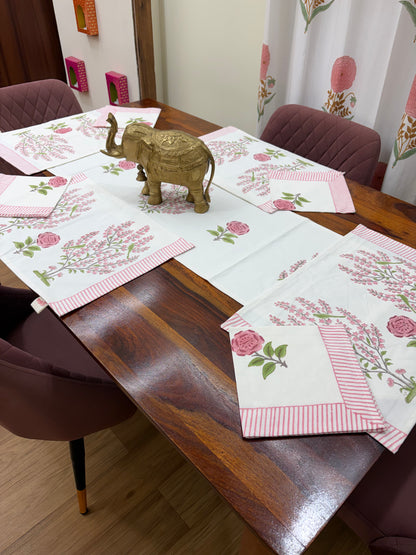 Totapuri Table Runner, Mat & Napkin Set