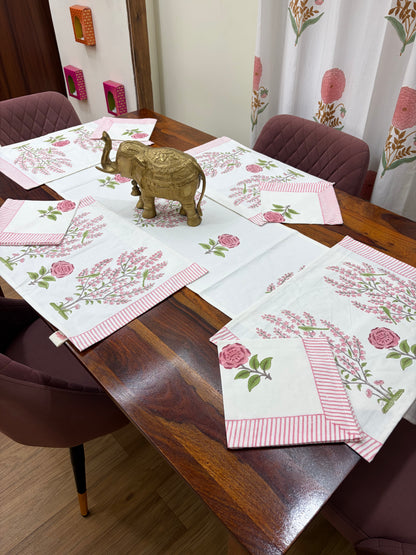 Totapuri Table Runner, Mat & Napkin Set