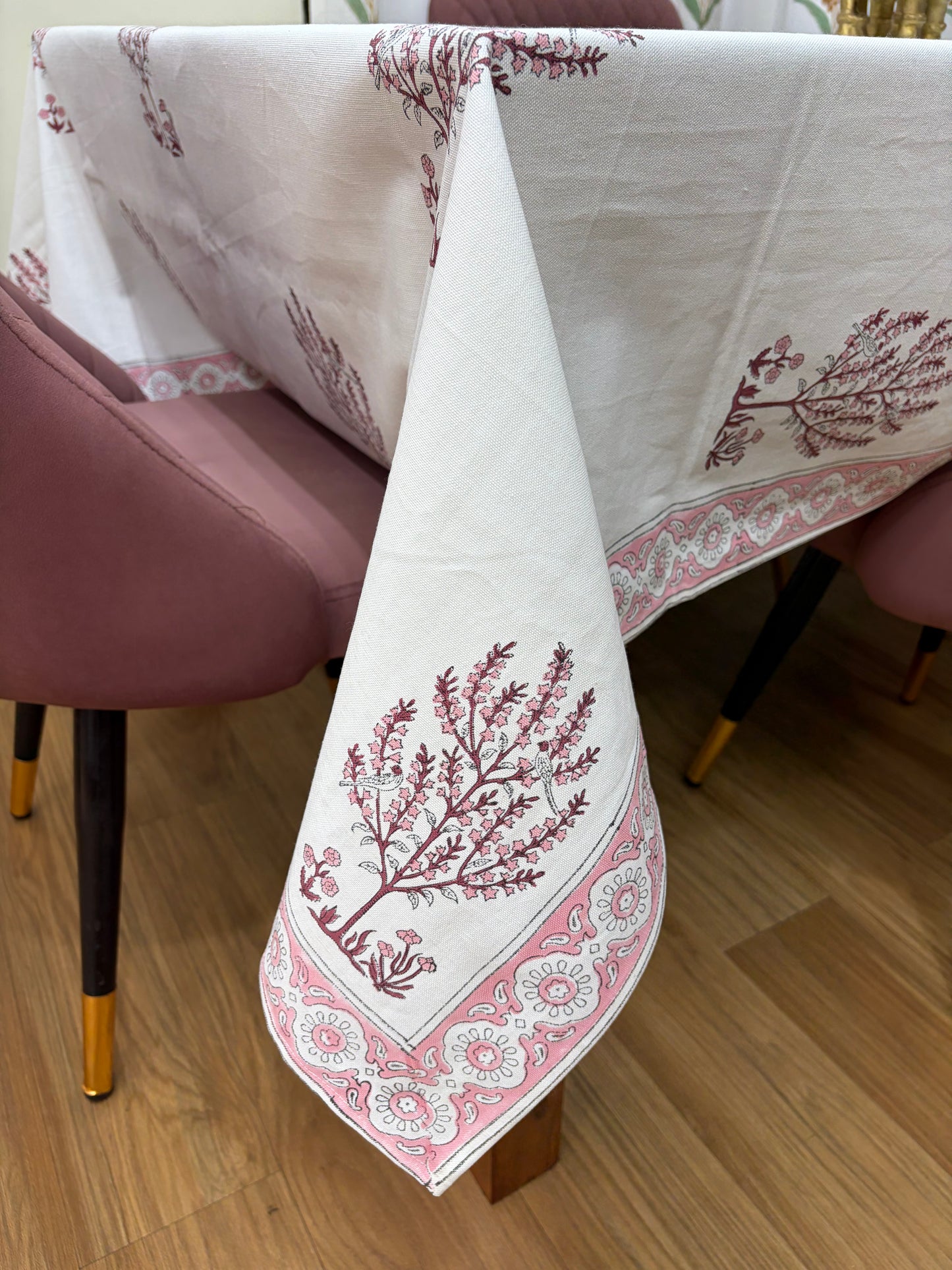 Rose Pink Parrot Table Cover