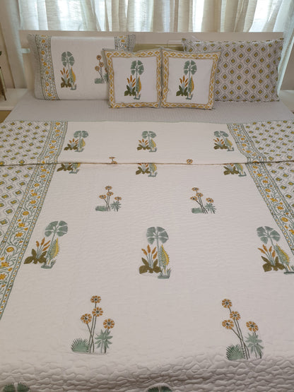 Dessert Guldasta Quilted Bedcover