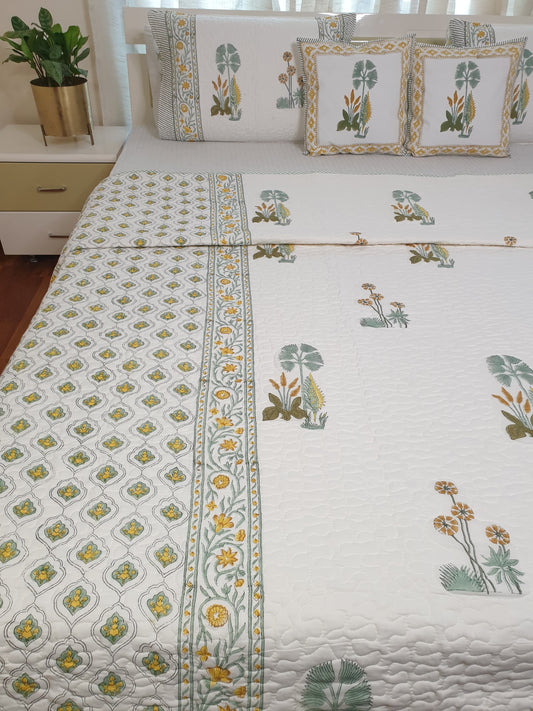 Dessert Guldasta Quilted Bedcover