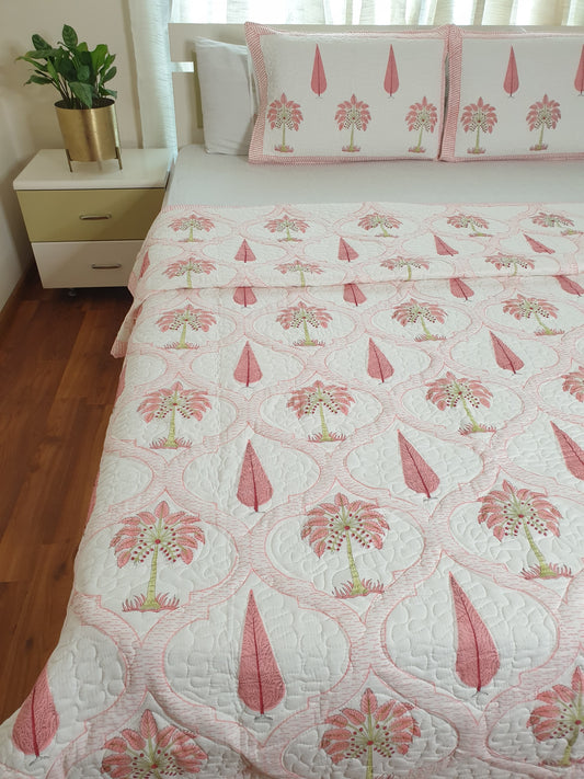 Gulaab Khajuri Quilted Bedcover