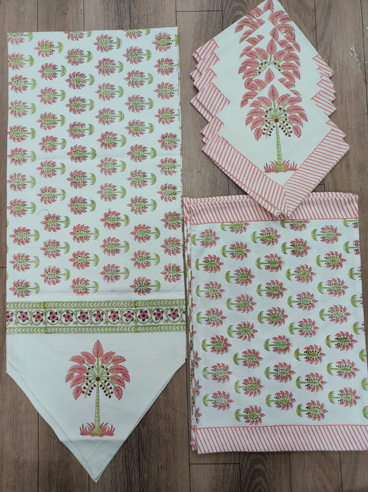 Gulab Khajuri Table set- Runner, Mat & Napkin