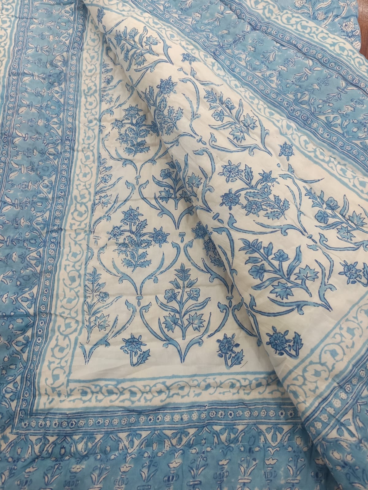 White Blue Floral Baghicha Reversible Mulmul Cotton Quilt-King Size