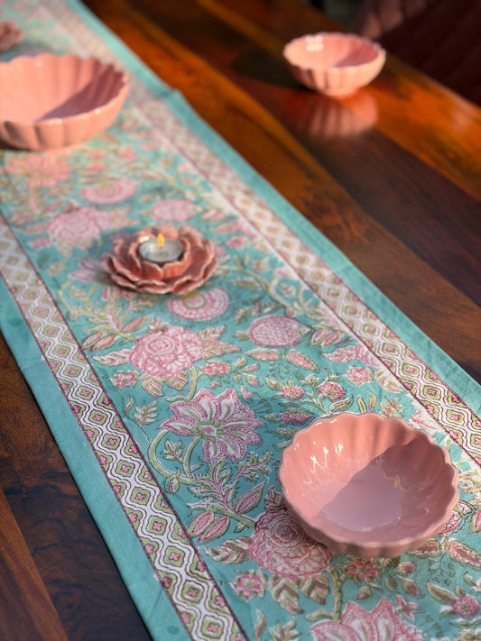 Kaliyon Ka Chaman Table Runner