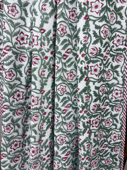 Organic Mulmul Cotton Dohar AC Blanket - Laal Ishq